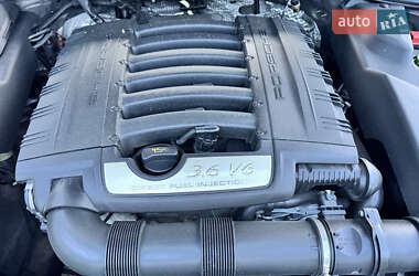 Внедорожник / Кроссовер Porsche Cayenne 2012 в 