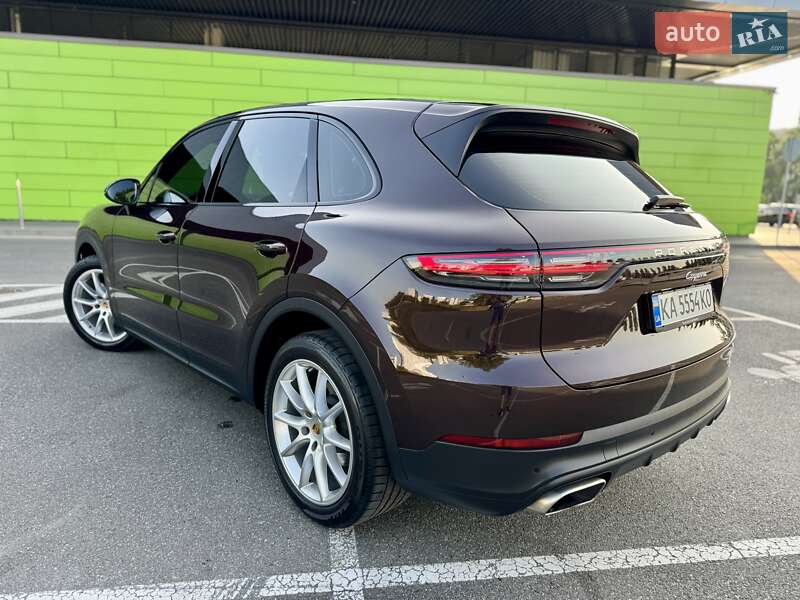 Позашляховик / Кросовер Porsche Cayenne 2018 в Києві