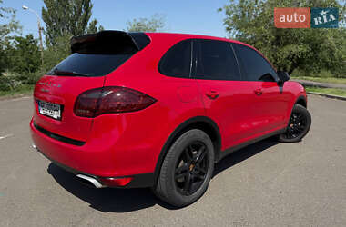Внедорожник / Кроссовер Porsche Cayenne 2013 в 