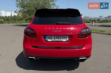 Внедорожник / Кроссовер Porsche Cayenne 2013 в 