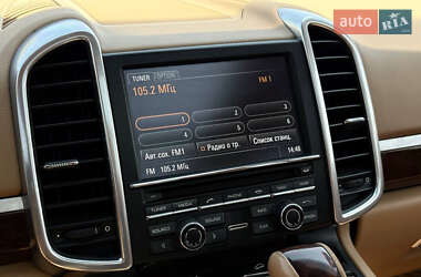 Внедорожник / Кроссовер Porsche Cayenne 2013 в 