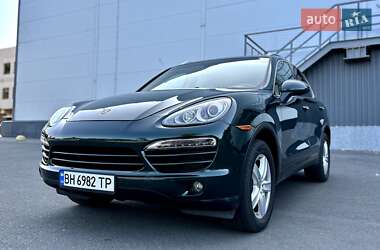 Внедорожник / Кроссовер Porsche Cayenne 2012 в 