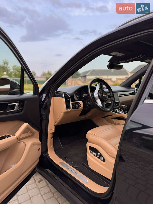 Позашляховик / Кросовер Porsche Cayenne 2020 в Львові фото 15 Позашляховик / Кросовер Porsche Cayenne 2020 в Львові