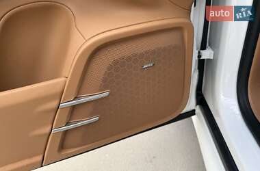 Внедорожник / Кроссовер Porsche Cayenne 2013 в 