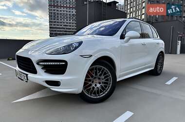 Внедорожник / Кроссовер Porsche Cayenne 2013 в 