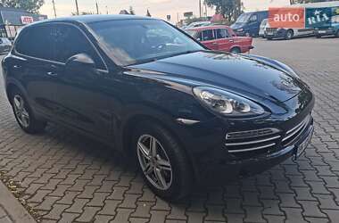 Внедорожник / Кроссовер Porsche Cayenne 2014 в 