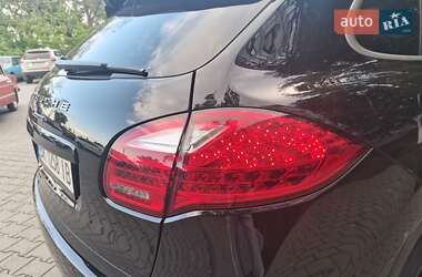Внедорожник / Кроссовер Porsche Cayenne 2014 в 