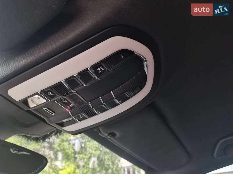 Позашляховик / Кросовер Porsche Cayenne 2014 в Тернополі