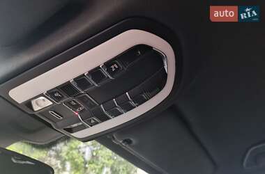 Внедорожник / Кроссовер Porsche Cayenne 2014 в 