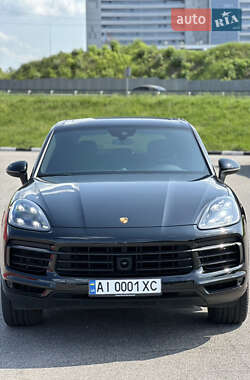Позашляховик / Кросовер Porsche Cayenne 2021 в 