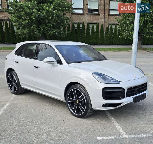 Позашляховик / Кросовер Porsche Cayenne 2022 в Києві