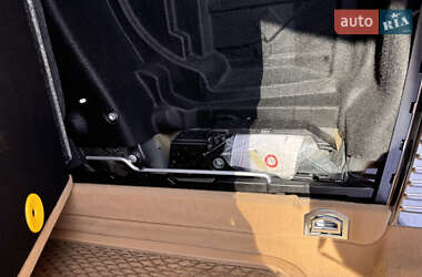 Внедорожник / Кроссовер Porsche Cayenne 2013 в 