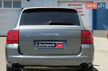Внедорожник / Кроссовер Porsche Cayenne 2005 в 