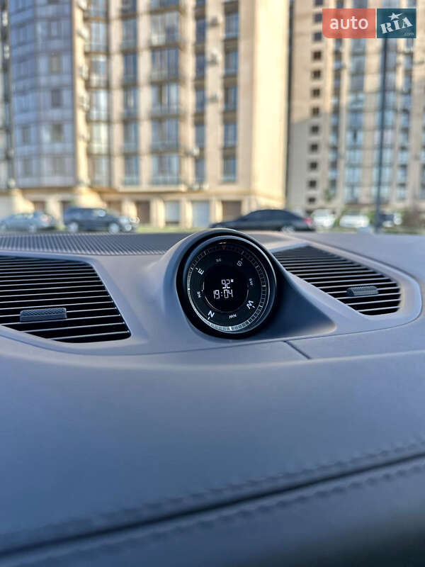 Позашляховик / Кросовер Porsche Cayenne 2023 в Черкасах