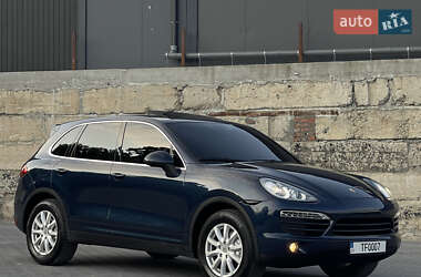 Внедорожник / Кроссовер Porsche Cayenne 2012 в 