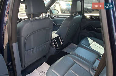Позашляховик / Кросовер Porsche Cayenne 2012 в 