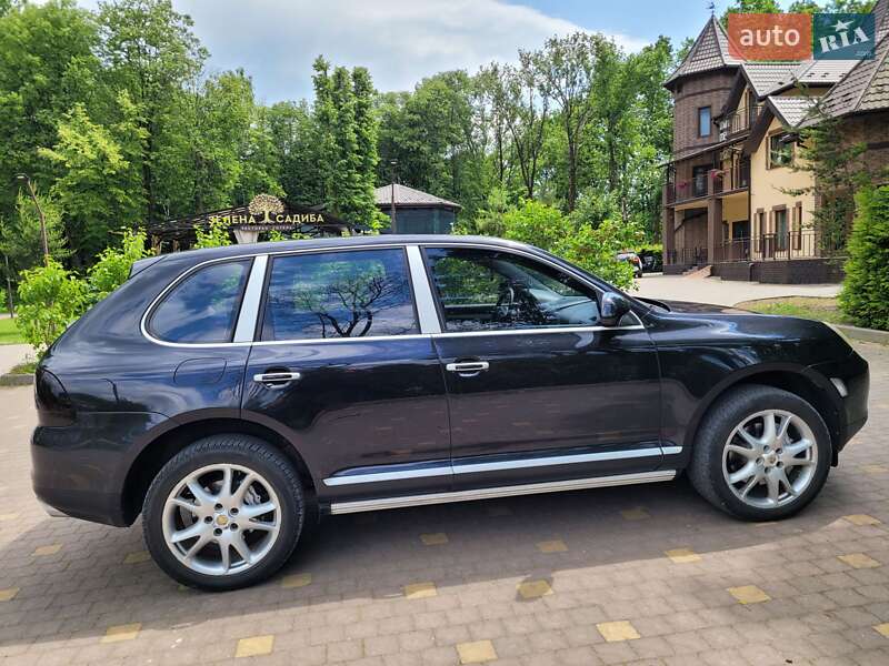 Позашляховик / Кросовер Porsche Cayenne 2004 в Долині