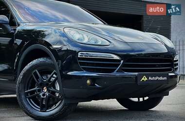 Внедорожник / Кроссовер Porsche Cayenne 2013 в 