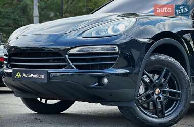 Внедорожник / Кроссовер Porsche Cayenne 2013 в 