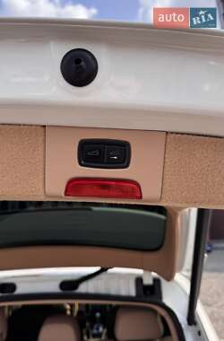 Внедорожник / Кроссовер Porsche Cayenne 2015 в 