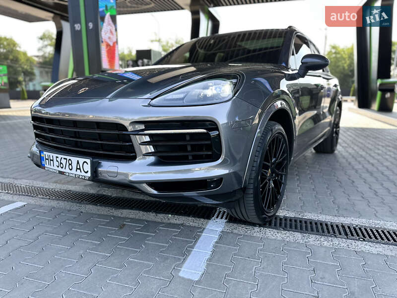 Позашляховик / Кросовер Porsche Cayenne 2019 в Одесі