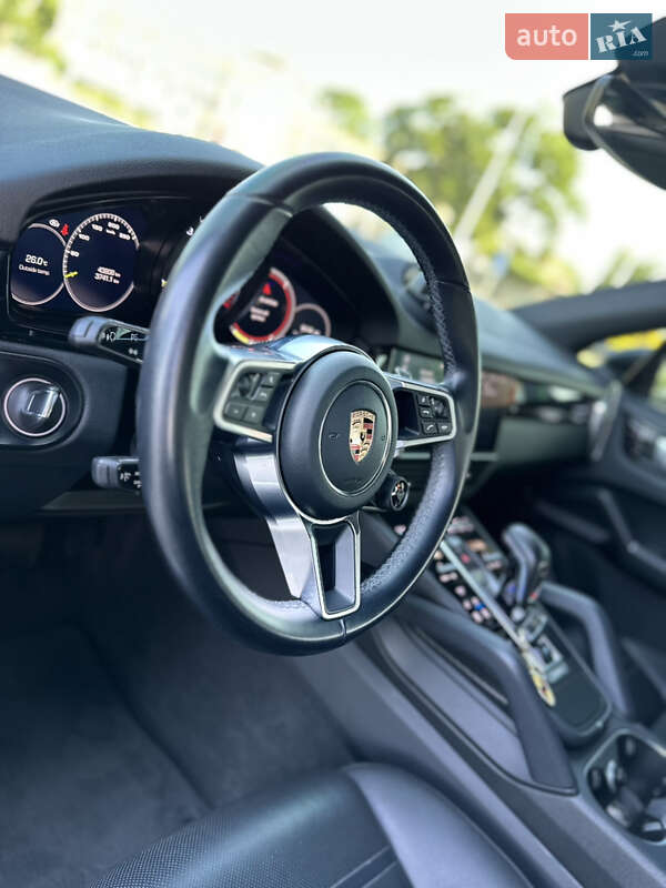 Позашляховик / Кросовер Porsche Cayenne 2019 в Одесі