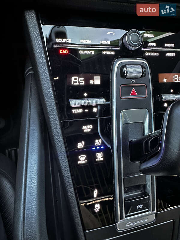 Позашляховик / Кросовер Porsche Cayenne 2019 в Одесі