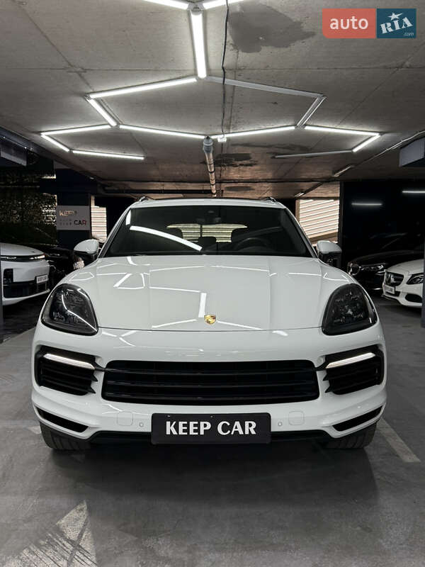 Внедорожник / Кроссовер Porsche Cayenne 2018 в Одессе