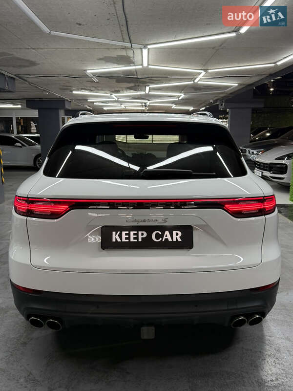 Внедорожник / Кроссовер Porsche Cayenne 2018 в Одессе