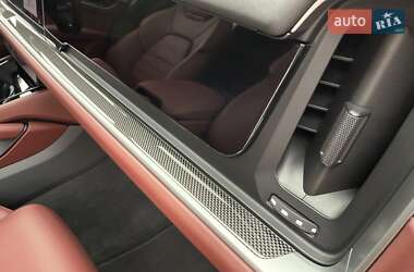Внедорожник / Кроссовер Porsche Cayenne 2023 в 