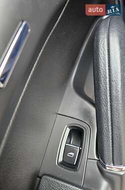 Внедорожник / Кроссовер Porsche Cayenne 2013 в 