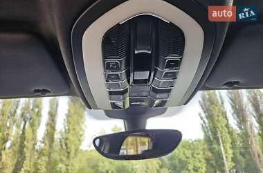 Внедорожник / Кроссовер Porsche Cayenne 2013 в 