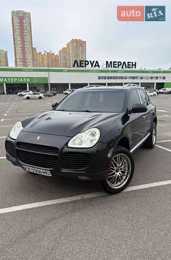 Внедорожник / Кроссовер Porsche Cayenne 2004 в Киеве