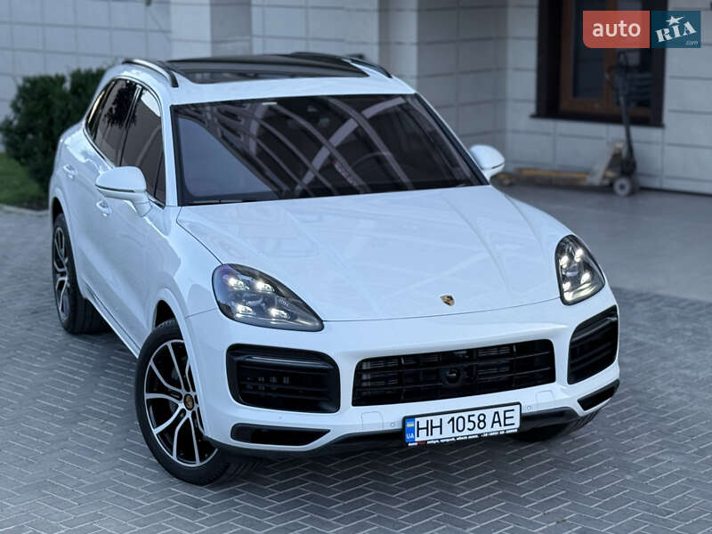 Внедорожник / Кроссовер Porsche Cayenne 2019 в Одессе