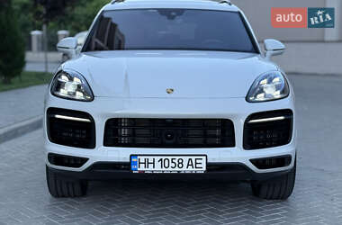 Внедорожник / Кроссовер Porsche Cayenne 2020 в 