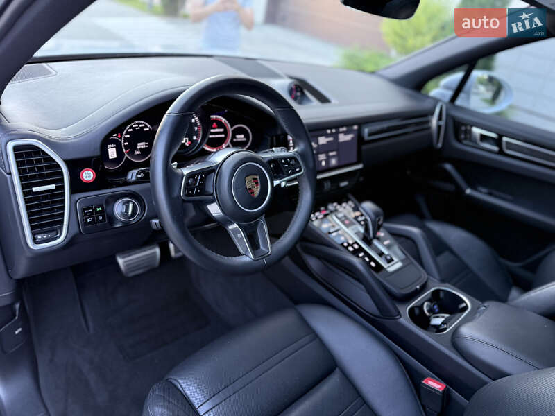 Внедорожник / Кроссовер Porsche Cayenne 2019 в Одессе