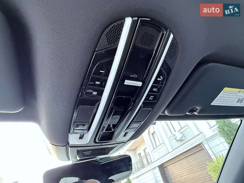 Внедорожник / Кроссовер Porsche Cayenne 2019 в Одессе