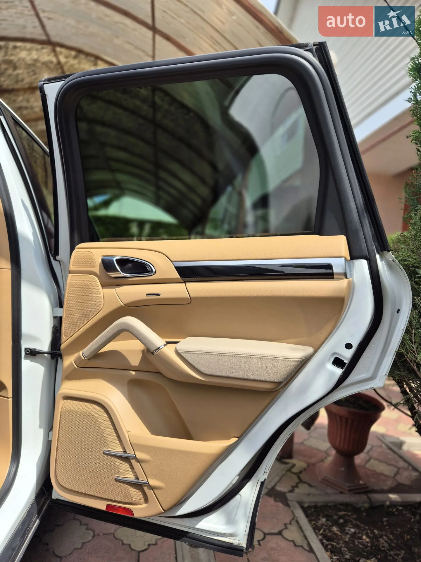 2013 Porsche Cayenne - мініатюра 39