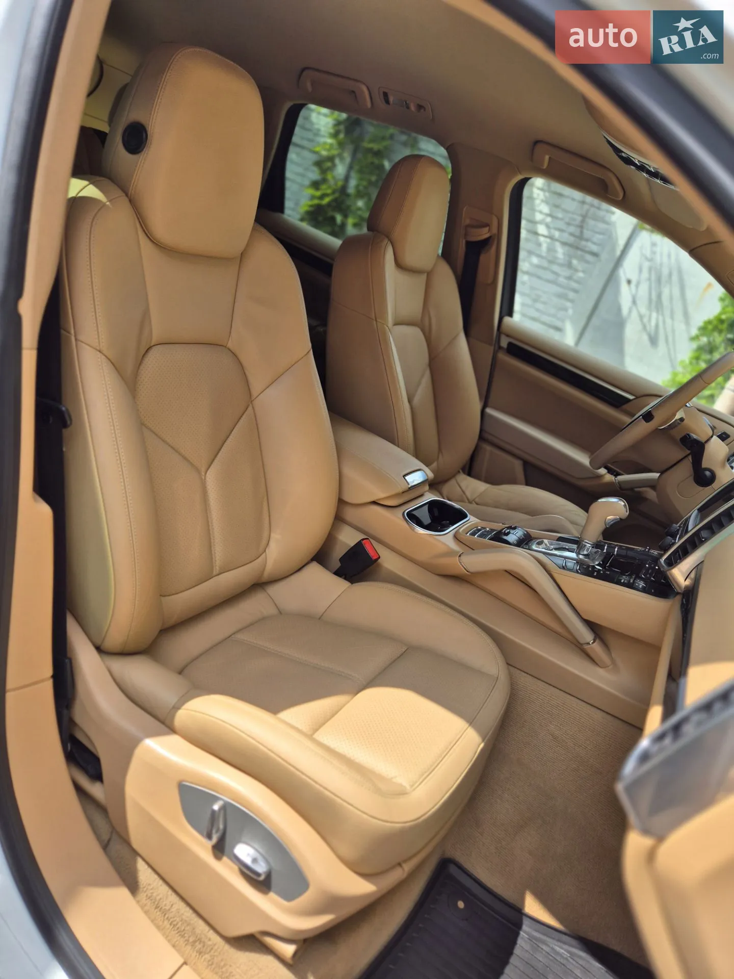 2013 Porsche Cayenne - мініатюра 36