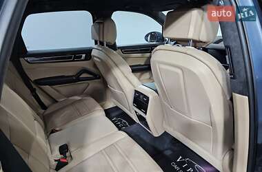 Позашляховик / Кросовер Porsche Cayenne 2018 в 