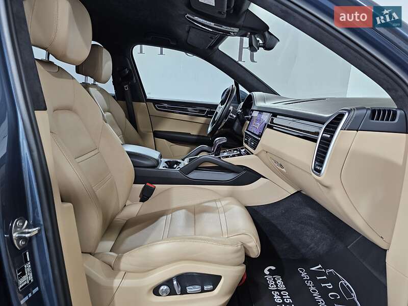 Внедорожник / Кроссовер Porsche Cayenne 2018 в Киеве фото 19 Внедорожник / Кроссовер Porsche Cayenne 2018 в Киеве