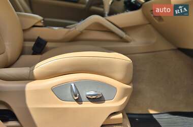 Позашляховик / Кросовер Porsche Cayenne 2013 в 