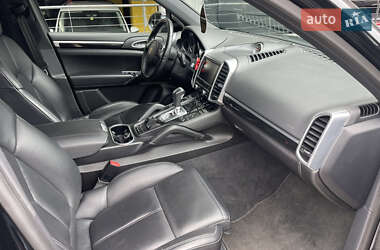 Внедорожник / Кроссовер Porsche Cayenne 2013 в 