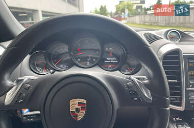Внедорожник / Кроссовер Porsche Cayenne 2013 в 