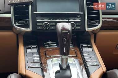 Внедорожник / Кроссовер Porsche Cayenne 2013 в 