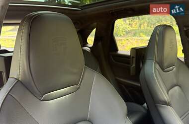 Позашляховик / Кросовер Porsche Cayenne 2022 в 