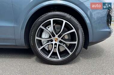 Внедорожник / Кроссовер Porsche Cayenne 2019 в 
