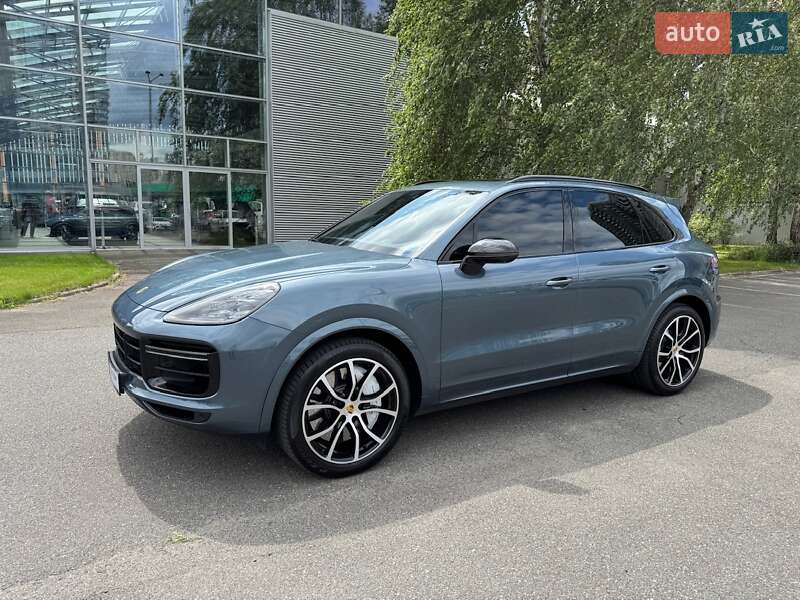 Внедорожник / Кроссовер Porsche Cayenne 2019 в Киеве