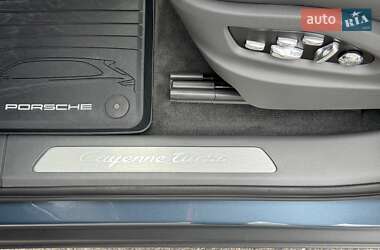 Внедорожник / Кроссовер Porsche Cayenne 2019 в 