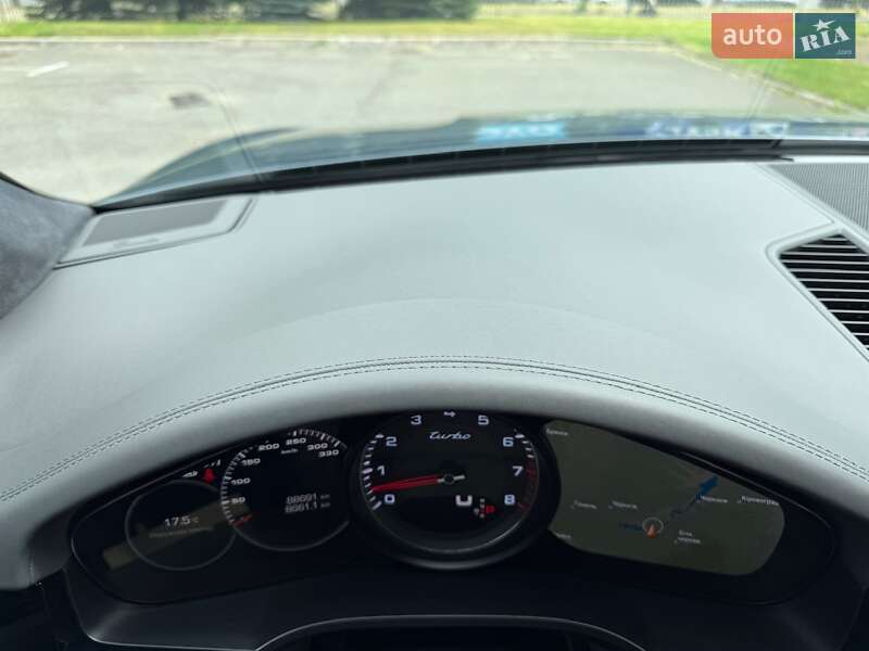 Внедорожник / Кроссовер Porsche Cayenne 2019 в Киеве